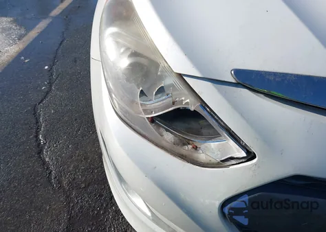 2012 Hyundai Sonata Hybrid z USA, uszkodzony, nr VIN KMHEC4A44CA020865